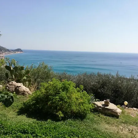 Ariadimare Apartment