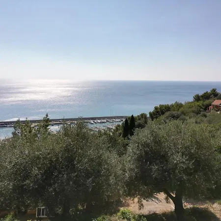 Apartment Ariadimare
