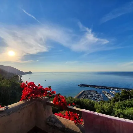 Ariadimare Daire Finale Ligure